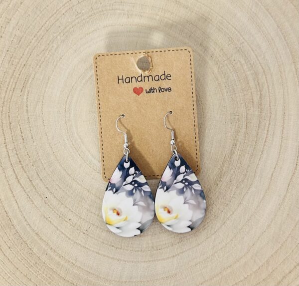 Ohrringe aus Holz BLUMEN NAVY